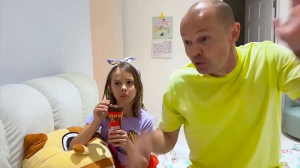 папа Play меняет Катю комнату