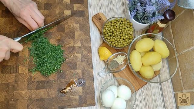 Салат с редиской и зелёным горошком! Недорогой, вкусный и простой в приготовлении салат! смотреть онлайн