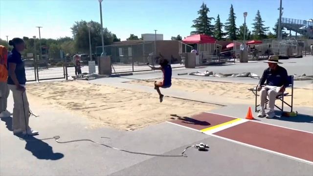 Girl Scout Cookie Song 2023 Kriss Kross Jump Parody смотреть онлайн