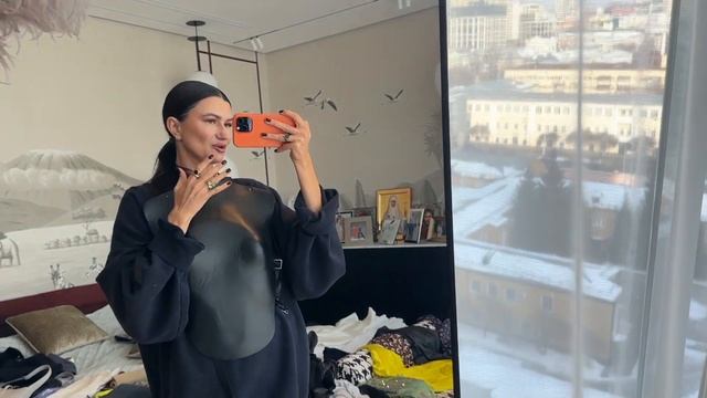 Сборы на Неделю моды в Милане | Milan Fashion Week 2023 | Подбор образов смотреть онлайн