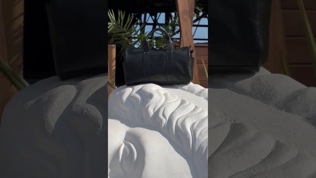 На каждую красивую голову, по красивой сумке!)