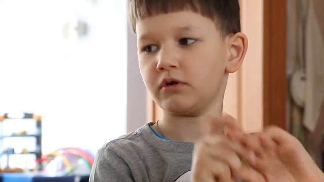 Дети лепят ракету. смотреть онлайн