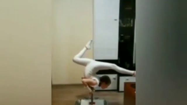 Новогоднее выступление циркового коллектива "Русичи" школы искусств "Синтез" г.Серпухов смотреть онлайн