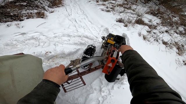 Останній сніг під колесами мотоблока. The last snow under the wheels of the motoblock. смотреть онлайн