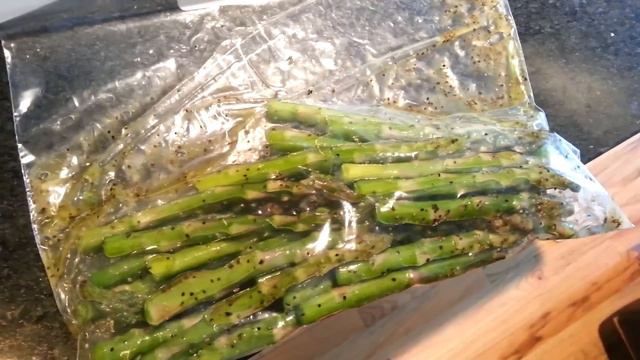 Filet Mignon Sous Vide With Asparagus