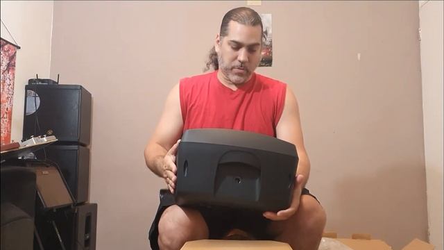 Behringer B207mp3 Unboxing смотреть онлайн