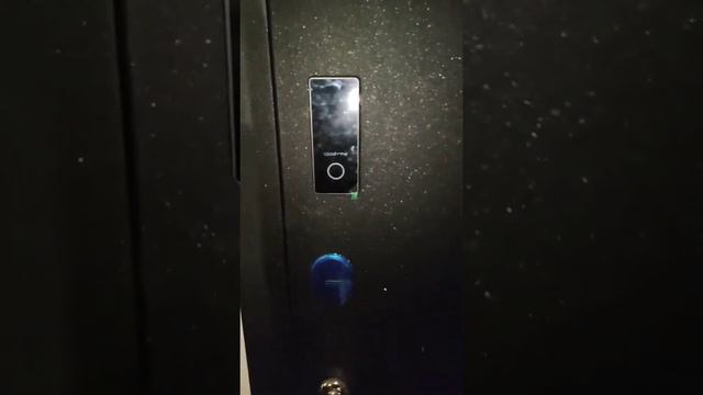 Установка электронной защелки с функцией умного замка (Турбомастер Тюмень) смотреть онлайн