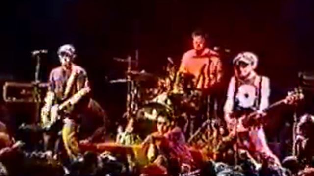 The Queers - 15 - Fuck You (Live at Hangar 110 22 04 2001) WES @LBVIDZ смотреть онлайн