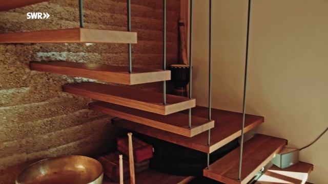 300 Jahre altes, abgeschiedenes Forsthaus aufwendig renoviert | SWR Room Tour смотреть онлайн