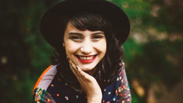 Знакомя свою дочь с будущим отчимом, женщина и не догадывалась кого привела в дом... смотреть онлайн