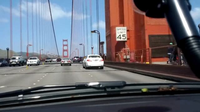 Проезд по Golden Gate Bridge в SF