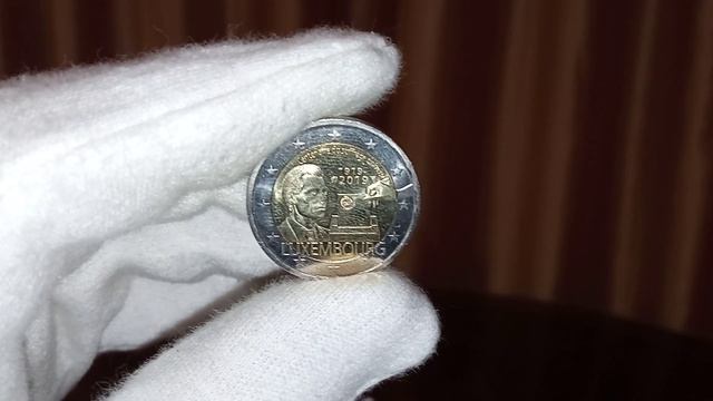 Монета Люксембурга 2 евро / Избирательное право смотреть онлайн
