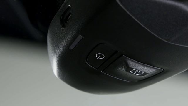 Штатный видеорегистратор ConnectedCam смотреть онлайн