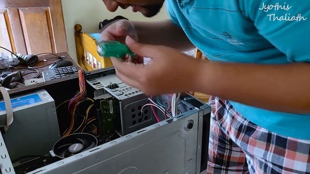 My New Editing PC Build Based on AMD Ryzen 5 [Malayalam] смотреть онлайн