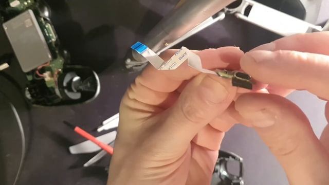 Duel shock 4 PS4 Controller USB Port repair or replacement in 5 minutes смотреть онлайн