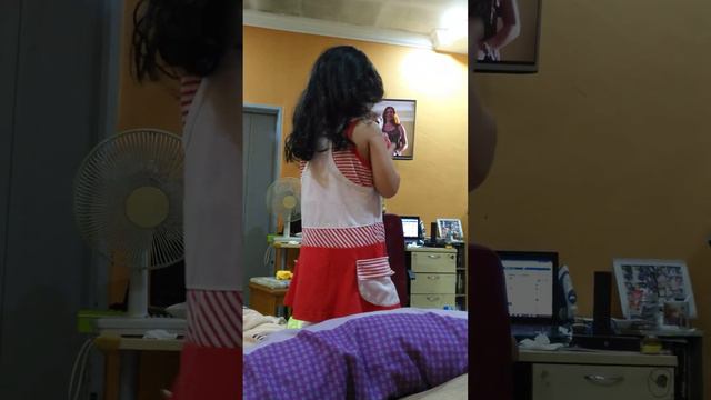 Scarlett dancing to music / soundtrack from American pie смотреть онлайн