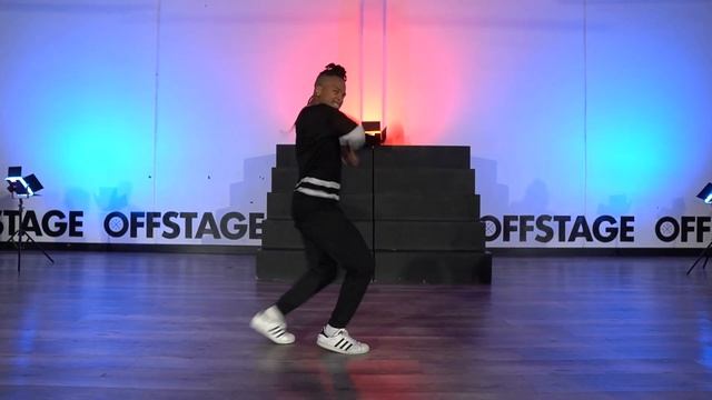 Luciano K-pop Cover to “Cookie” by NewJeans at Offstage Dance Studio смотреть онлайн