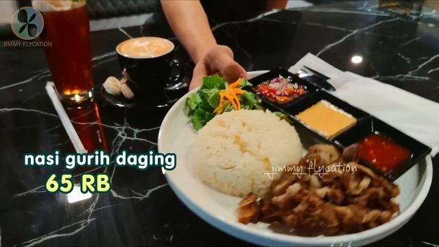 Gak Nyangka, Cafe Baru ini Keren Banget! di Surabaya lho | Makanannya Enak Gak ya? смотреть онлайн
