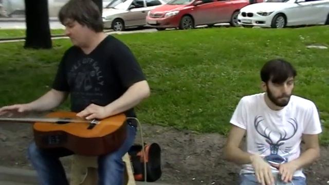 Уличные музыканты на "Пушке" (Ростов на Дону) смотреть онлайн