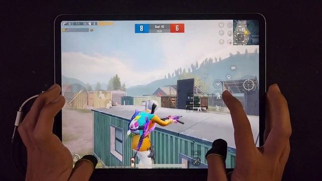 NON GYRO 6-FINGERS CLAW | IPAD PRO 12.9 PUBG HANDCAM GAMEPLAY смотреть онлайн