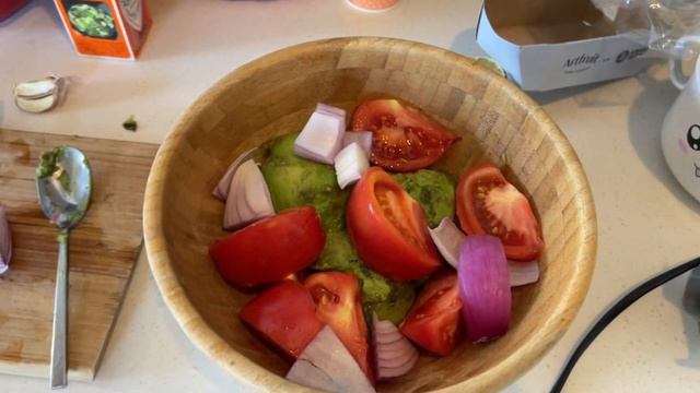 Гуакамоле - самый вкусный рецепт из авокадо! Гуакамоле за 10 минут!Лёгкий рецепт!