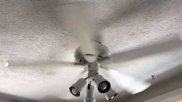 52" Hunter Infiniti white ceiling fan смотреть онлайн