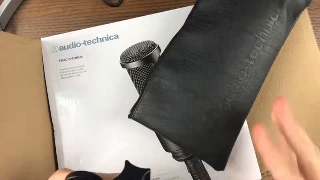 Unboxing & Comparing: Audient iD14 MKII vs Zoom H5 & SM58 vs AT2020 смотреть онлайн