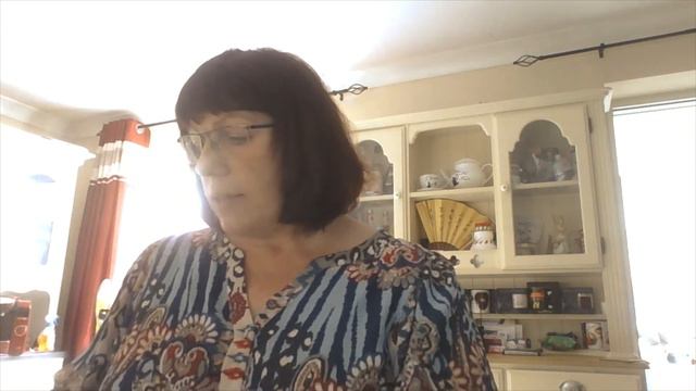 English Practice: at the doctors смотреть онлайн