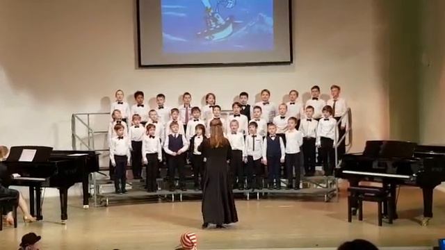 В хоре поют Никита Терентьв ( скрипка), Костя ( скрипка) и Паша Матвеевы