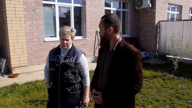 СОБАКИ КРУПНЫХ и средних размеров. Двор дуплекса в жилом районе «Гармония» смотреть онлайн