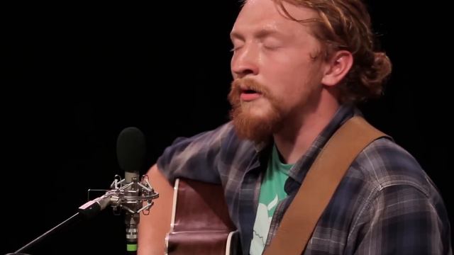Tyler Childers - A Song While You're Away смотреть онлайн