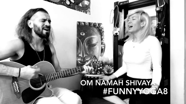 FUNNY YOGA - Мантра Шивы под гитару . Shiva mantra guitar смотреть онлайн