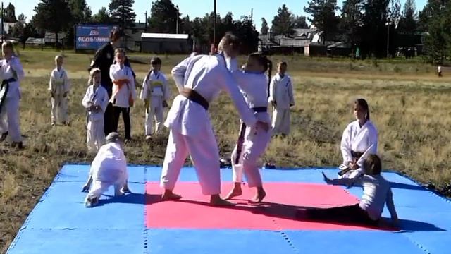 Выступление на Дне физкультурника смотреть онлайн