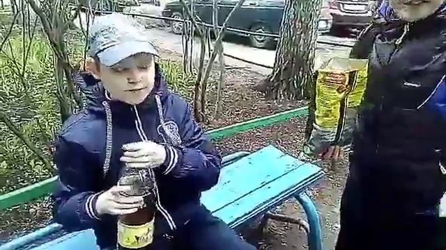 РЕКЛАМА: НОВЫЕ ЧИПСЫ LAYS МИЛЛИОН УЛЫБОК *ПАРОДИЯ* смотреть онлайн