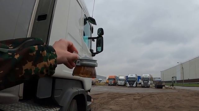 Арендные тягачи, кончилась солярка в автономке… смотреть онлайн