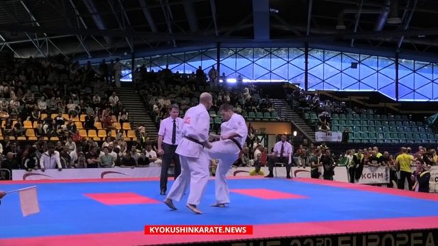 33rd EC IKO, 1/8 +90 Zdenko Lakusic (Serbia, aka) - Ali Zeghbab (France) смотреть онлайн