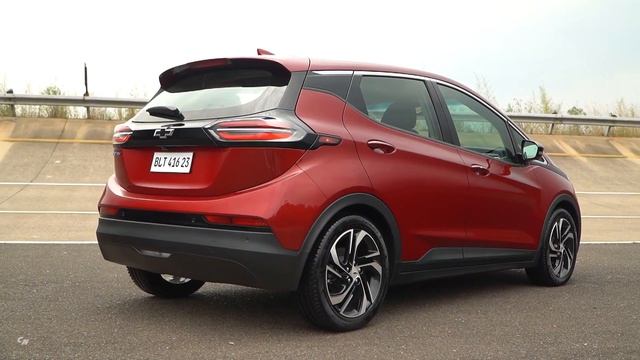 2023 Chevrolet Bolt EV is now much more affordable смотреть онлайн