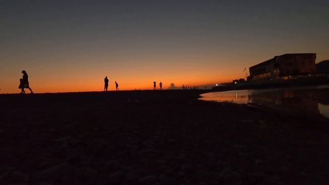 ЛАЗАРЕВСКОЕ 2020? Вечер на пляже!