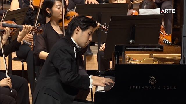 라흐마니노프 - 파가니니 주제에 의한 랩소디 Op. 43 (Pf. 이진상) смотреть онлайн