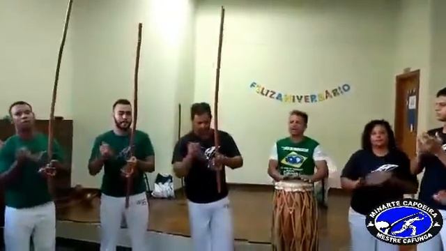 Música de capoeira (a ginga) смотреть онлайн