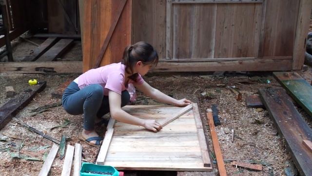 life in the forest: making doors - windows - building a kitchen - 200 days bushwalking in the fores