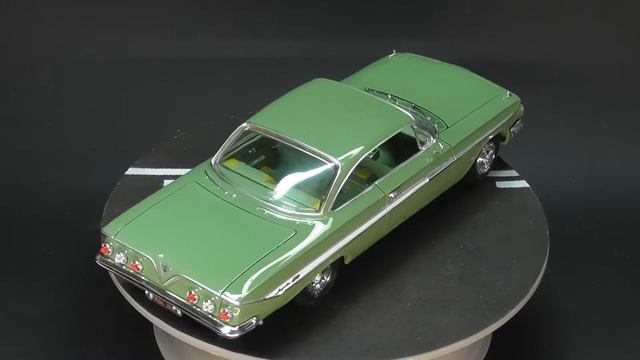 CHEVROLET IMPALA SS 1961 amt 1/24 музыка:Hair Pick-Fat Padding смотреть онлайн