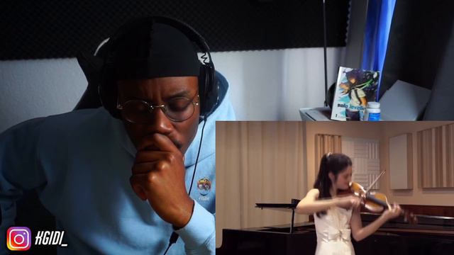 MESMERIZED - REACTING TO PAGANINI, CAPRICE NO.4 - MARIA DUENAS смотреть онлайн