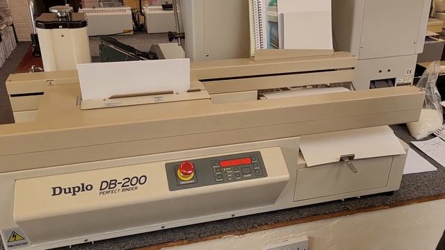 Duplo DB 200 Perfect Binder смотреть онлайн