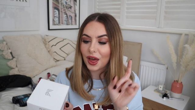 HAIR CARE ROUTINE AT HOME | Products to keep bleach blonde balayage healthy + shiny with no damage! смотреть онлайн