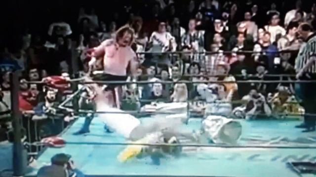 Stevie Richards Gets Hit With A Ladder While I Play Unfitting Music смотреть онлайн