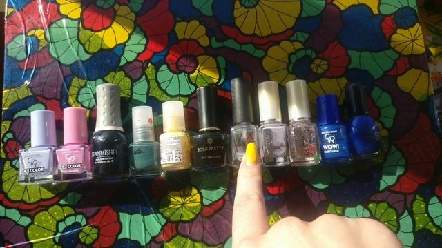 Обычный лак. Маникюр для бархатного сезона ?. Освободила место в коробке для новых лаков? смотреть онлайн