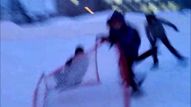 Школа№1Продакшн-Выпуск 1(Гонки на хоккейных воротах) смотреть онлайн