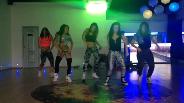 AFaiRe + dhq Lua and luna T) dancehall show.rehersal) смотреть онлайн