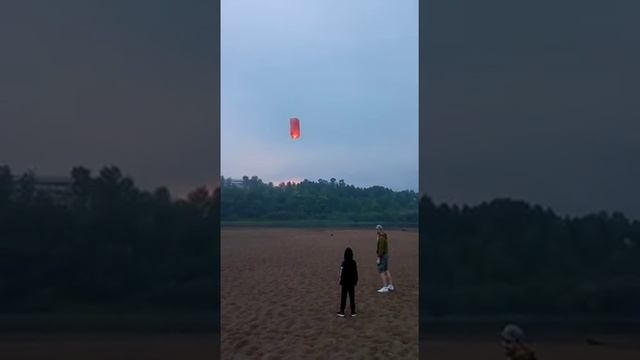 запуск китайского фонаря смотреть онлайн
